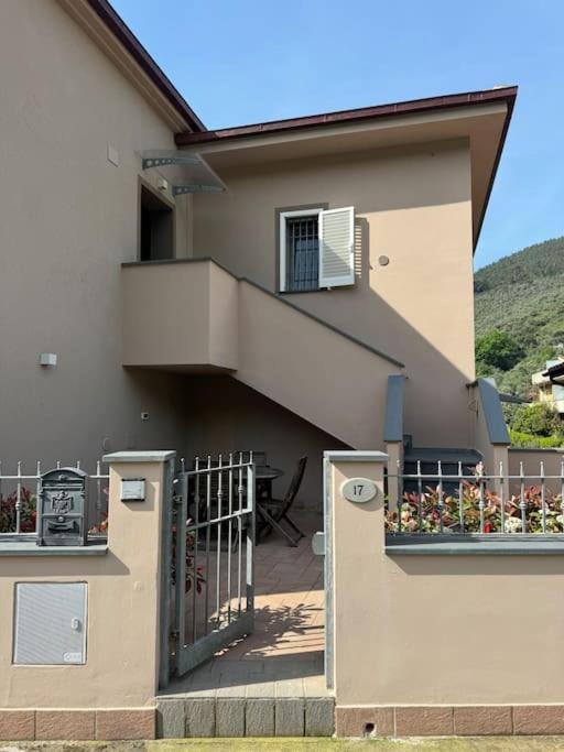 Casa Anna Asciano Apartment